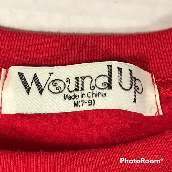 Wound Up Womens Sz Medium 7-9  Sweatshirt Crewneck Love Yourself Graphic Red New - Picture 5 of 12